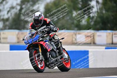 media/Apr-18-2025-TrackDaz (Fri) [[45f5874c44]]/B Group/Session 4 (Turn 6 - Outside)/